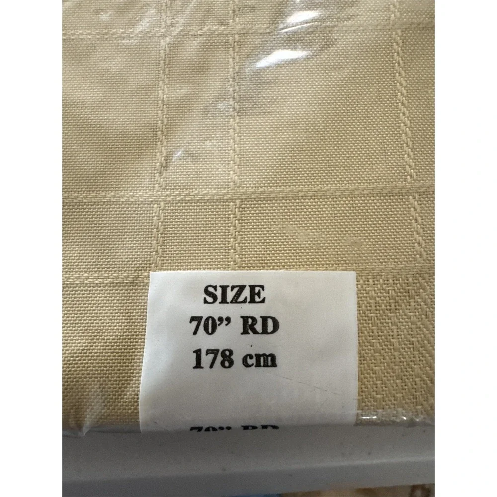 Mervyns 2002 -70 inch‎ round tablecloth mustard plaid embossed polyester